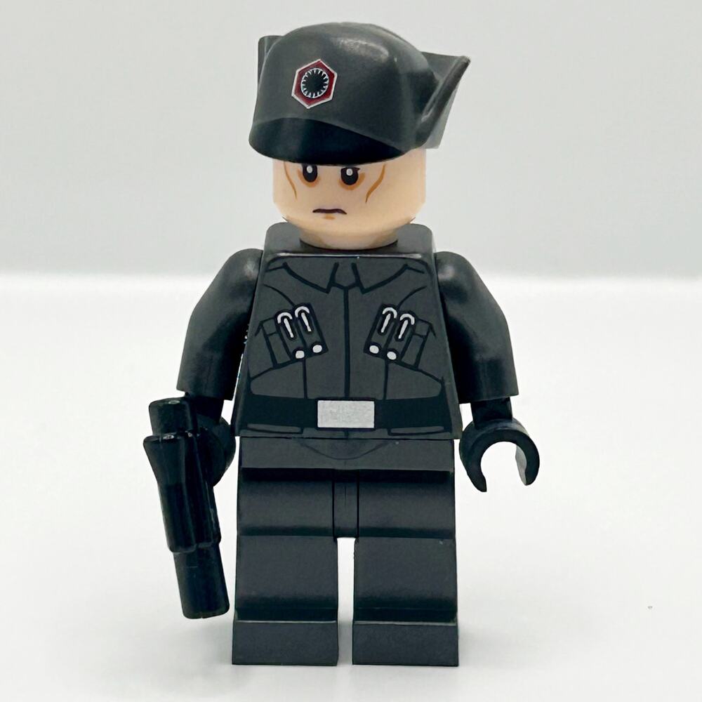 Lego First Order Officer 75190 Lieutenant - Captain Star Wars Minifigure